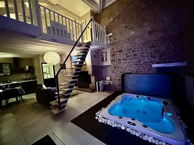 Holiday home Au Domaine Des Anges, 3 Gites Luxueux Avec Jacuzzi Privatif, Sauna, Mini-Piscine, Piscine Exterieure Chauffee En Saison Bain-de-Bretagne